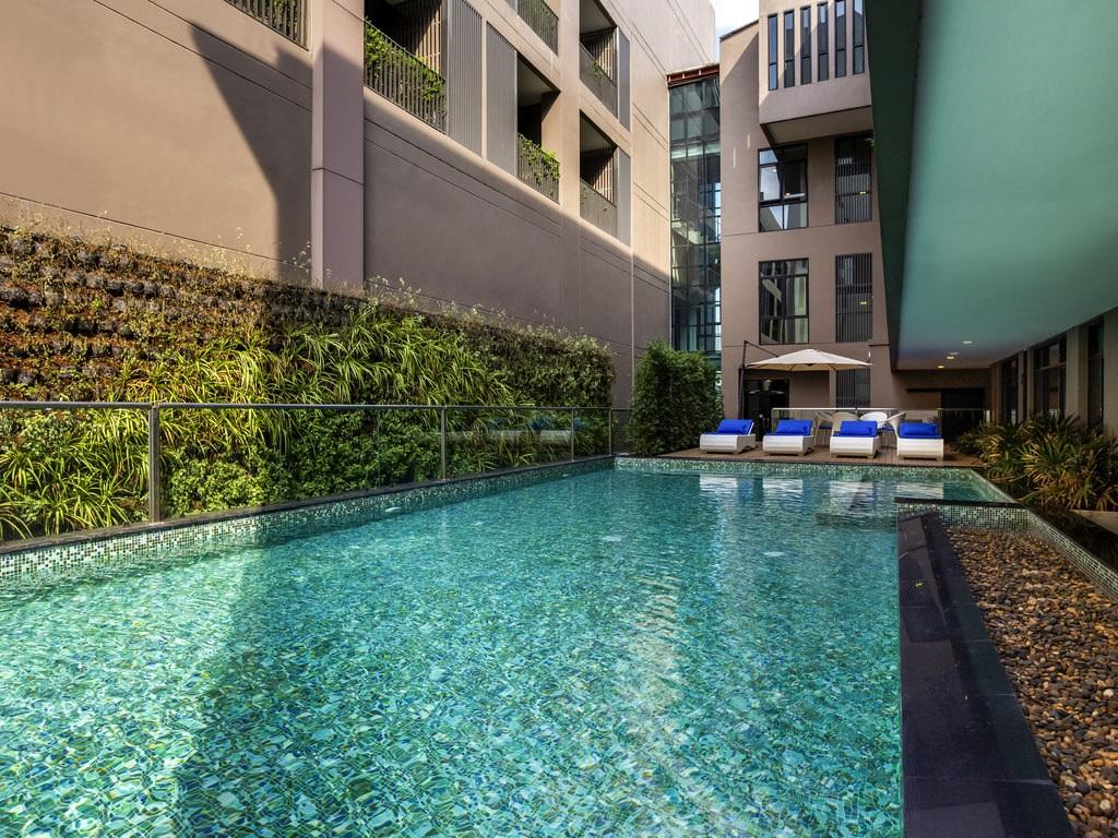 Metropolis Suites Bangkok, Tapestry Collection By Hilton Экстерьер фото