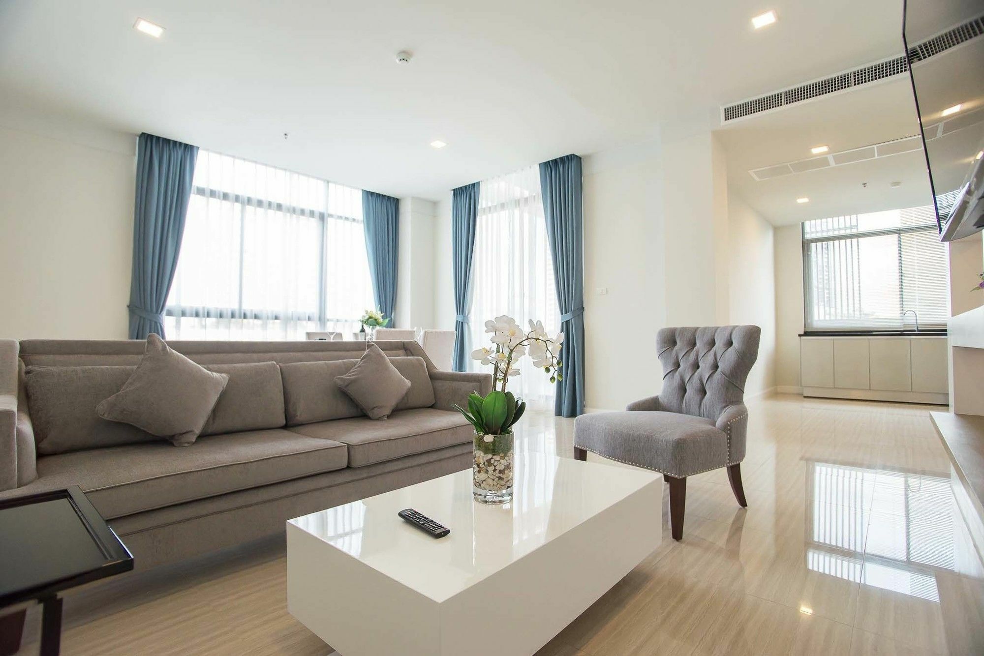 Metropolis Suites Bangkok, Tapestry Collection By Hilton Экстерьер фото