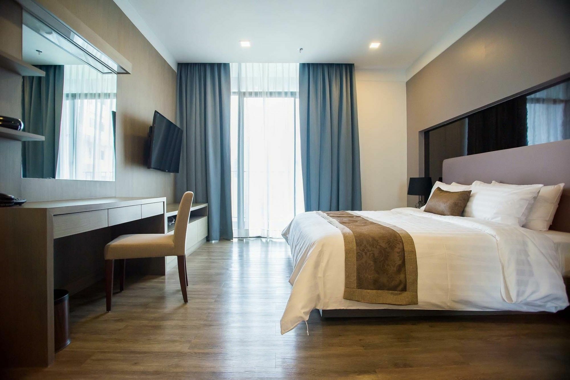 Metropolis Suites Bangkok, Tapestry Collection By Hilton Экстерьер фото
